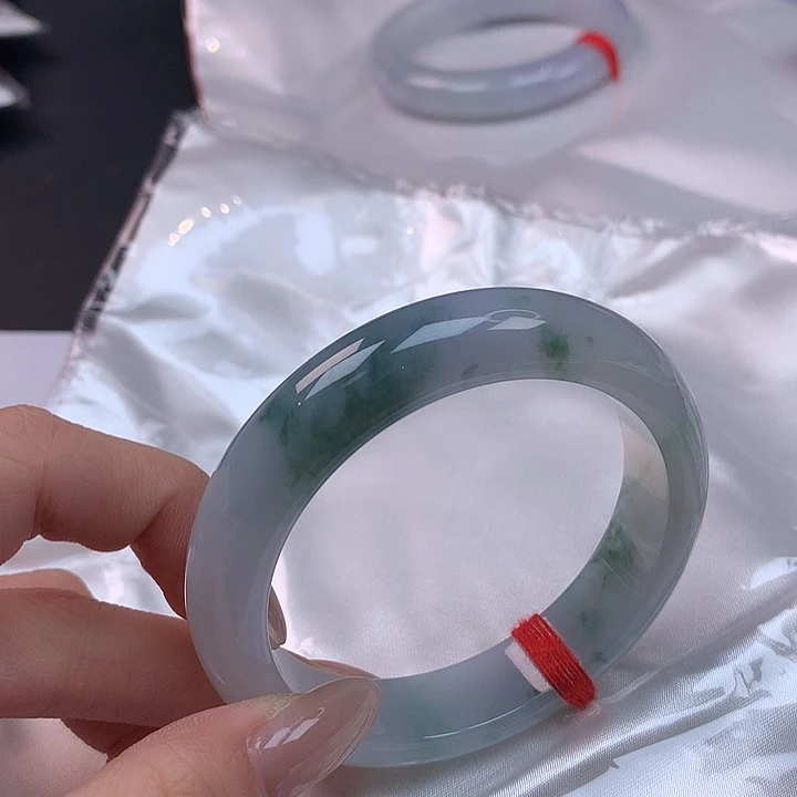 翡翠未镶嵌手镯55