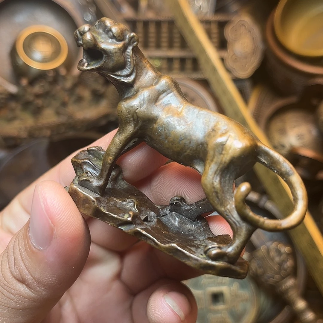 精美铜器工艺品等