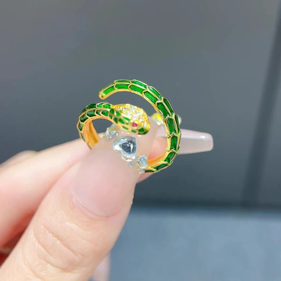 合金珐琅戒指 彩宝青白蛇戒指女本命年小众轻奢点钻灵蛇缠绕指环