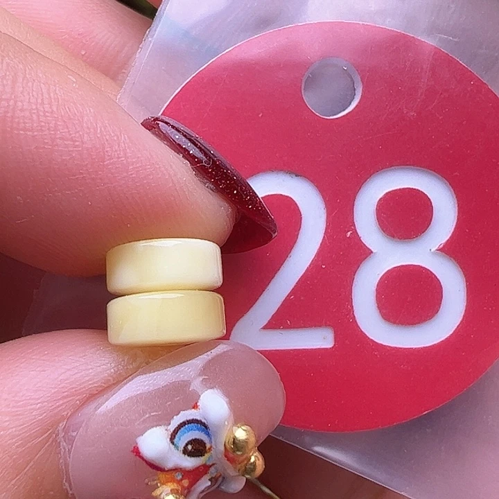 蜜蜡裸石未镶嵌8m m