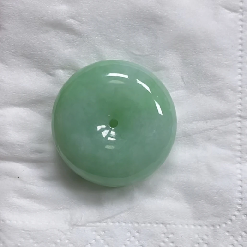 天然缅甸A货翡翠未镶嵌甜绿平安扣