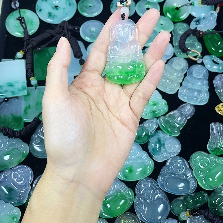 翡翠未镶嵌颈饰吊坠