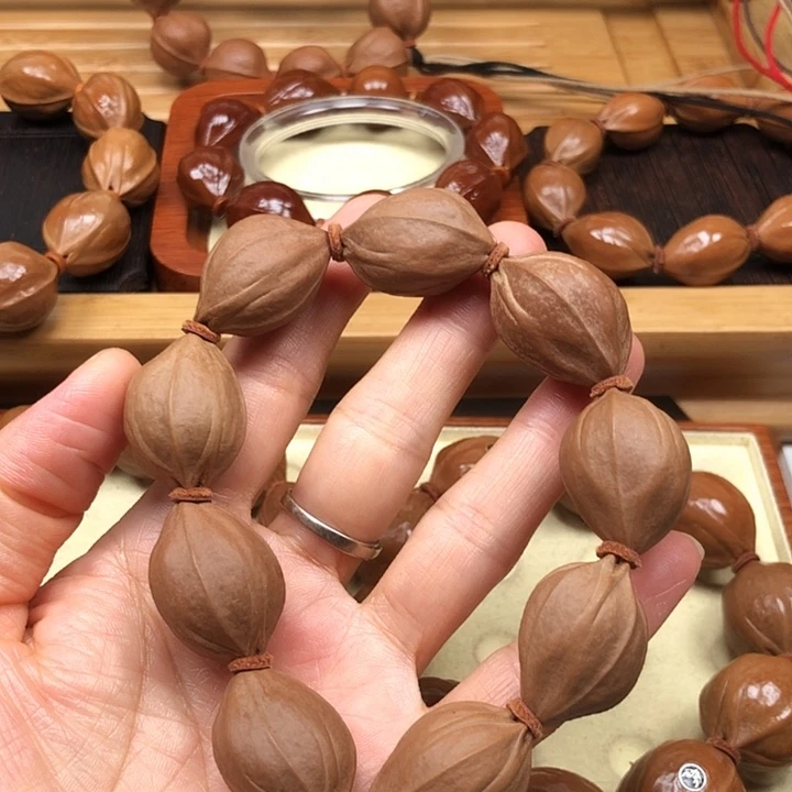 橄榄核手串梅林铁核19 X27四花