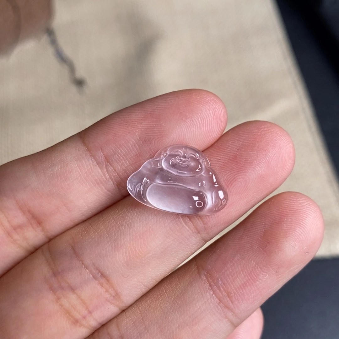翡翠未镶嵌颈饰佛公
