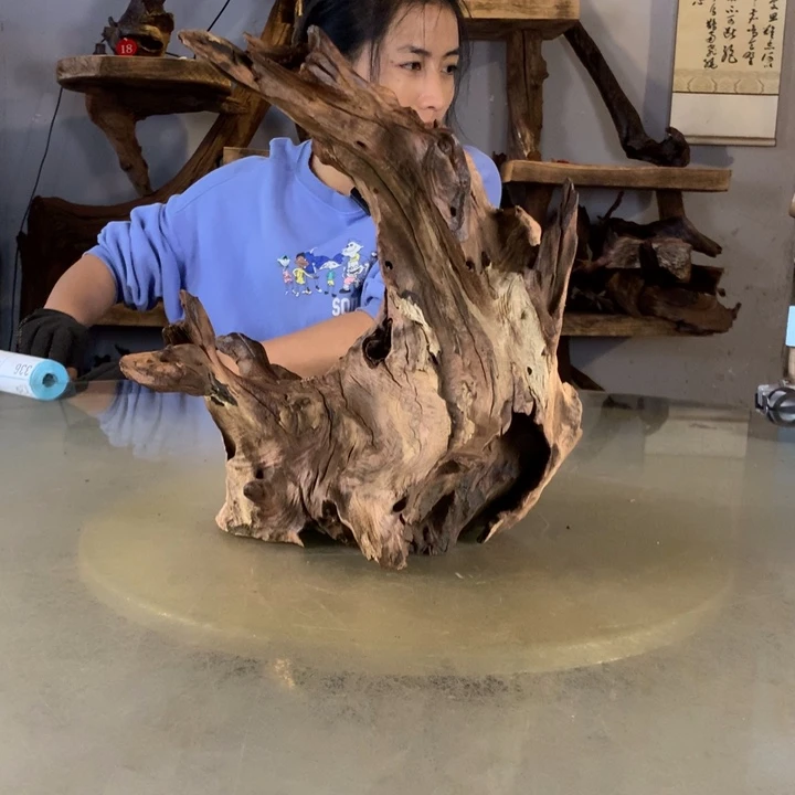 看****天然的云南紫柚木会黄水