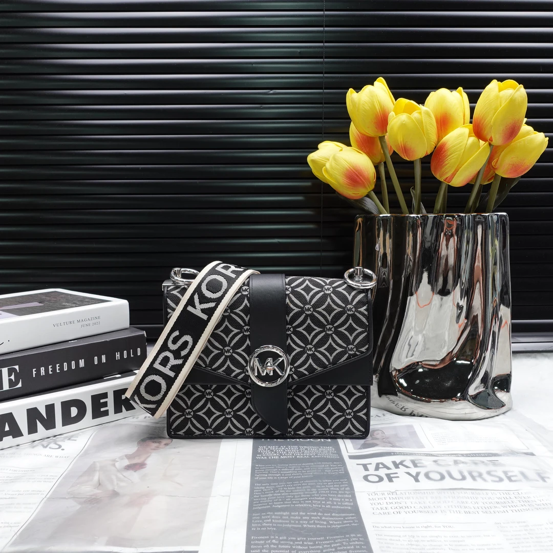 95新 MICHAEL KORS/迈克高仕 单肩包/T10289880