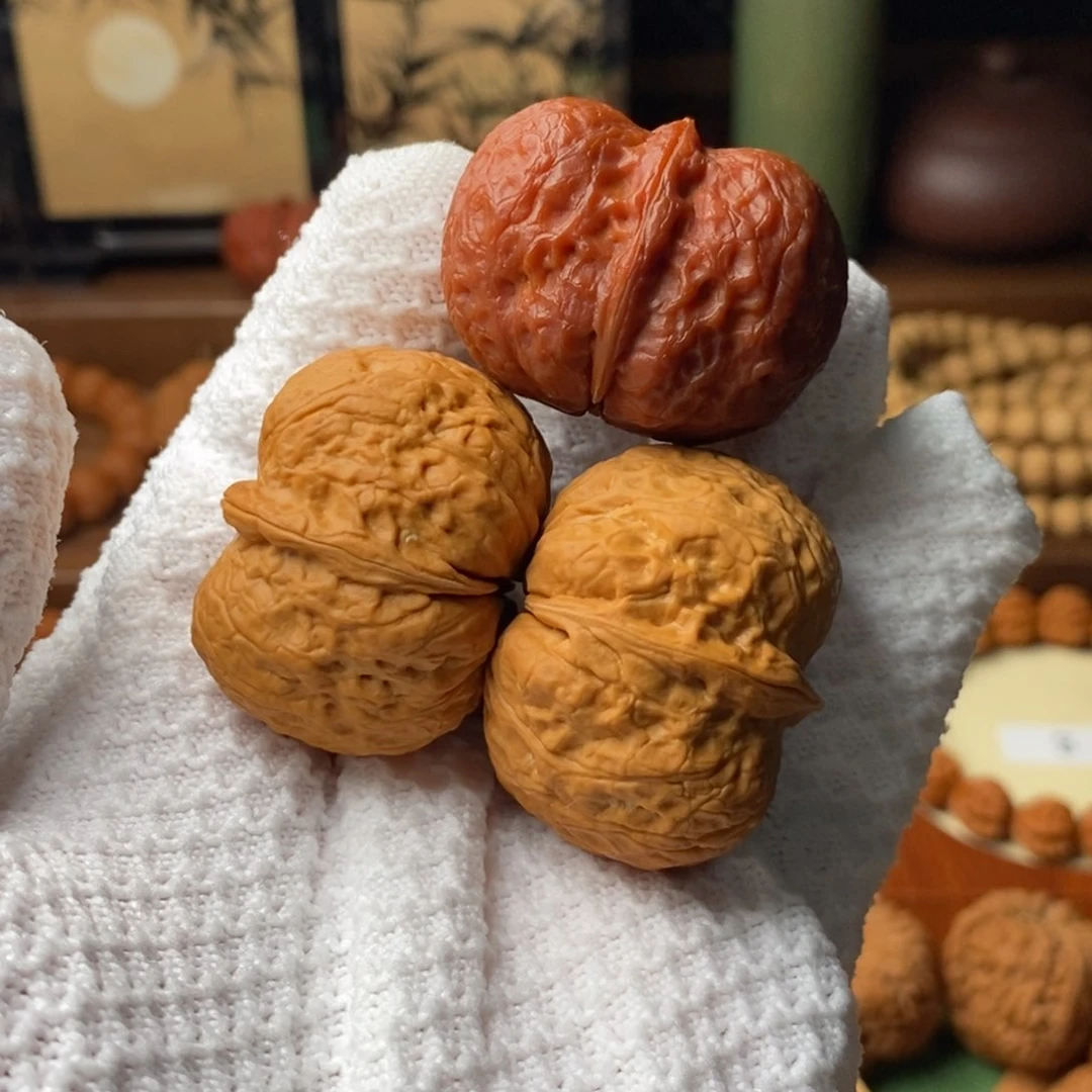 桃核吊坠天启元宝