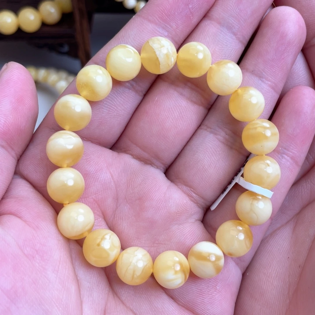 未镶嵌琥珀珠宝奇石