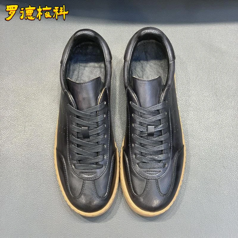 男鞋2025新款软底防臭休闲皮鞋潮鞋男款时尚德训鞋擦色百搭小白鞋