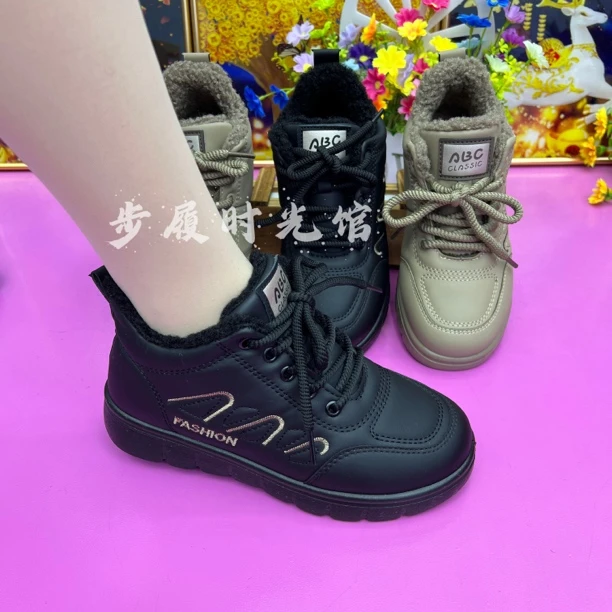 冬季新款加绒加厚保暖老北京妈妈棉鞋厚底轻便软底防滑雪地棉靴