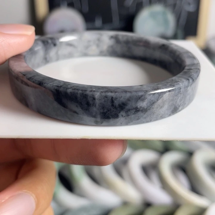 定制翡翠未镶嵌水墨丹青黑乌鸡