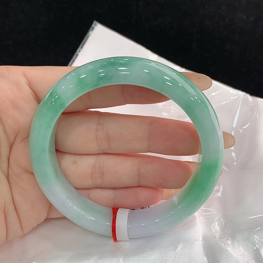【闪购商品】翡翠手镯未镶嵌61.8，61/62