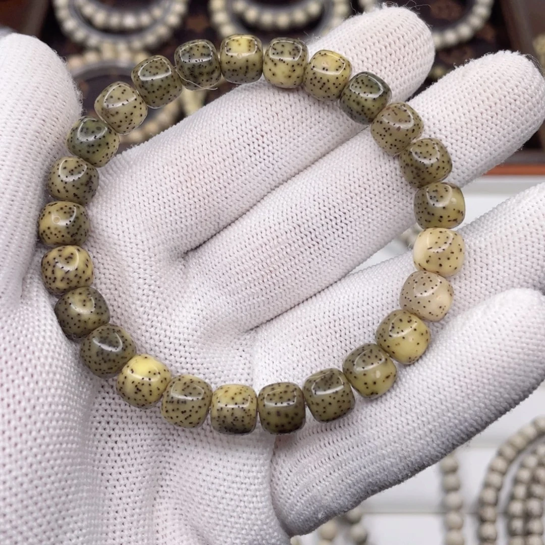 星月菩提手串糯冰石玉料绿包白9x8福利