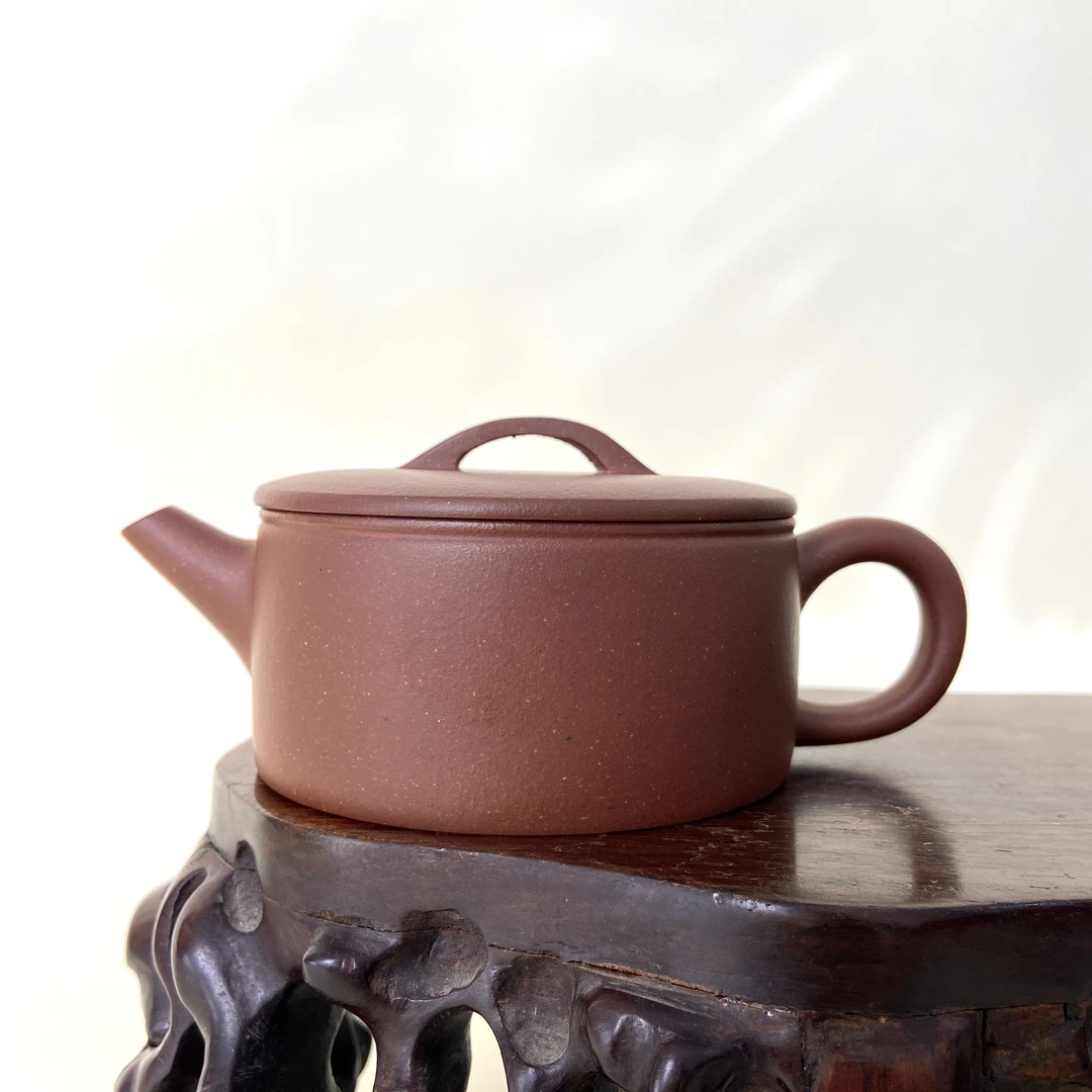 宜兴手工紫砂陶 (吴春香)200cc茶壶GS4213-9