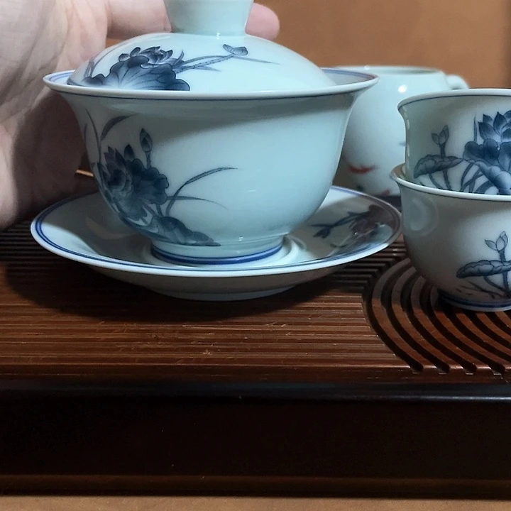 200盖碗加2个杯子