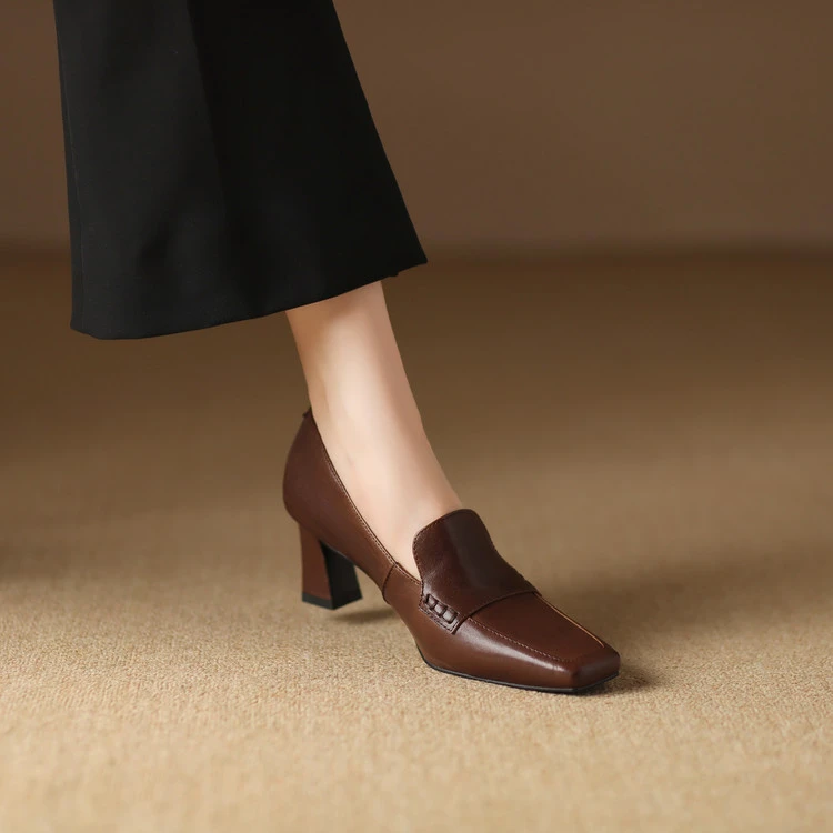 【跟高6CM】牛猪牛/浅口单鞋2025年新款复古方头高跟鞋