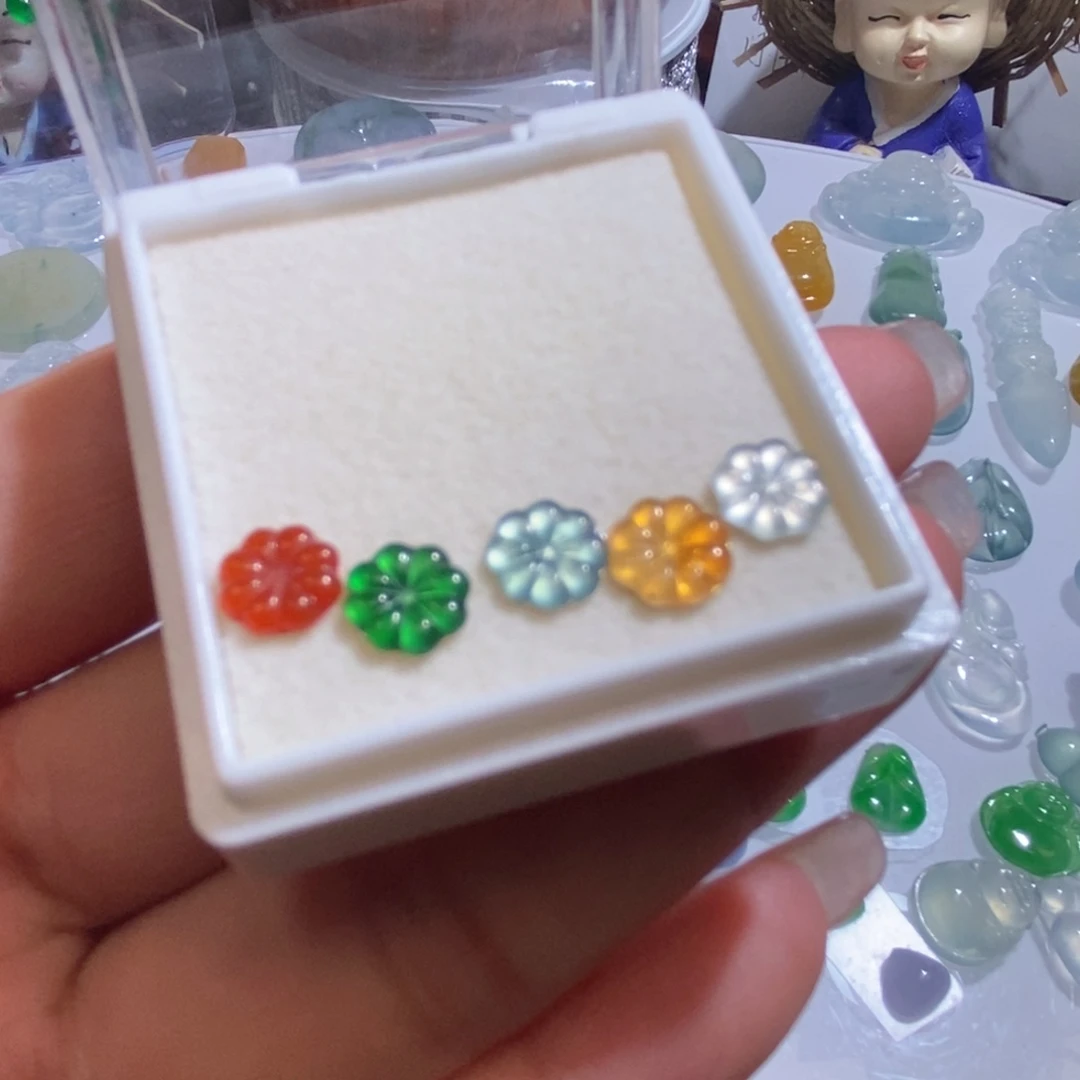 未镶嵌定制翡翠翡翠