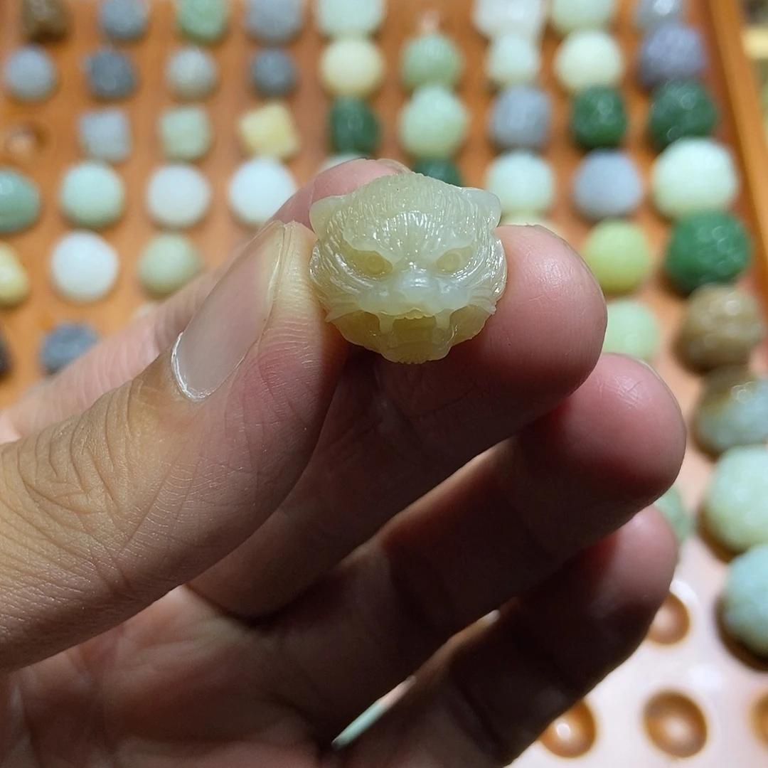 颈饰未镶嵌和田玉定制