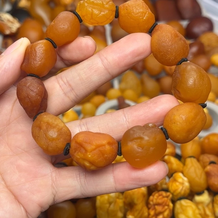 琥珀未镶嵌裸石天然蜜蜡手串