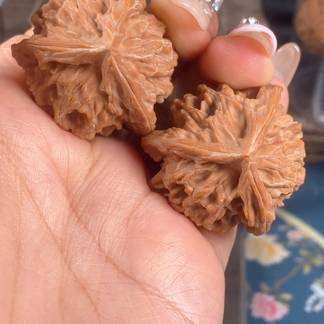 核桃文玩核桃盘山三棱