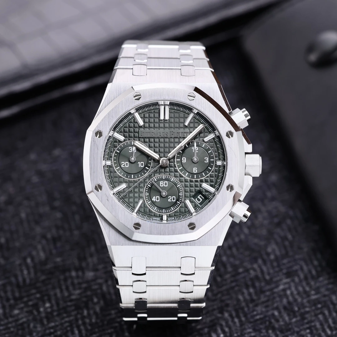 95新 Audemars Piguet/爱彼 26240ST 绿钢 单表 查码2025年