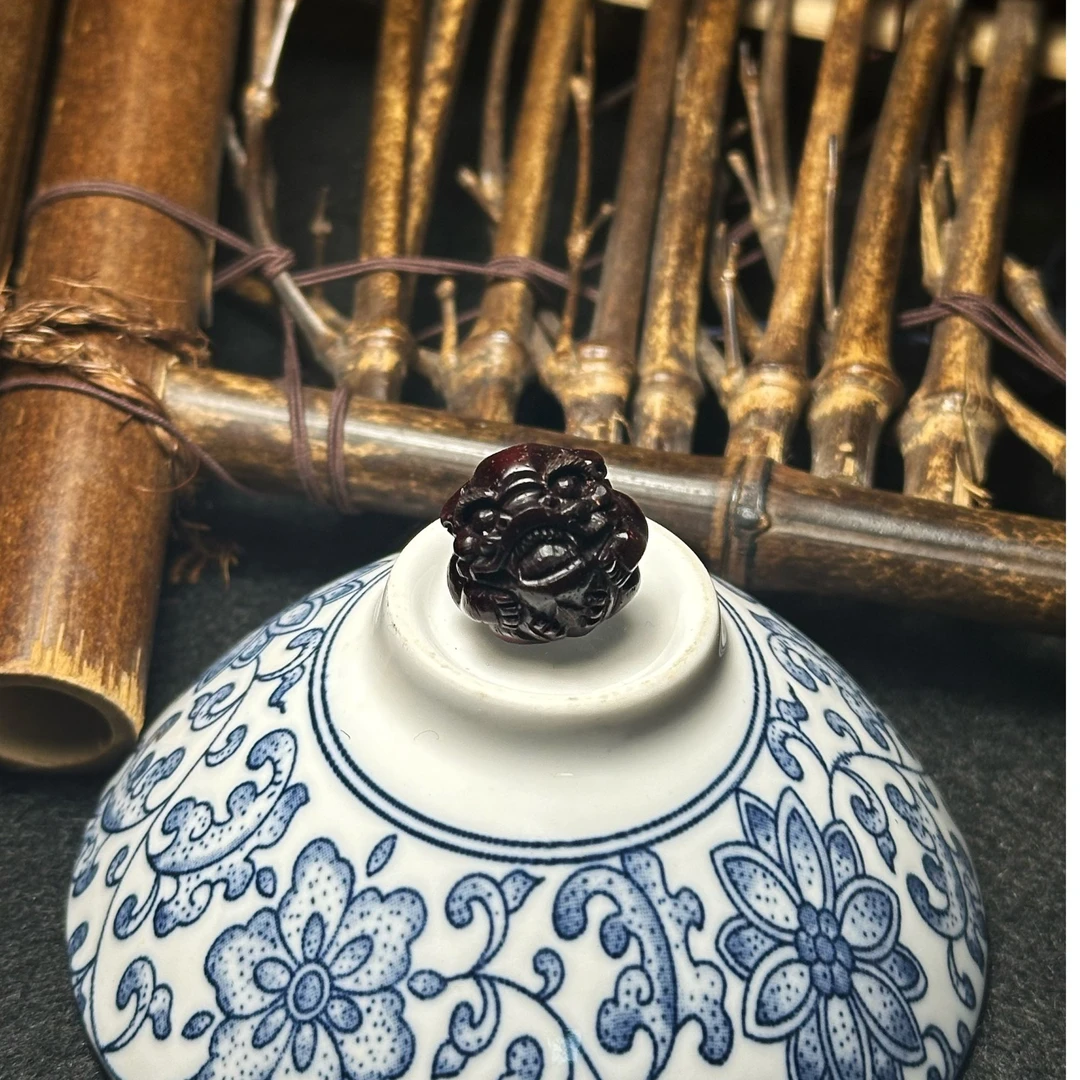 正宗印度小叶紫檀纯手工貔貅单颗