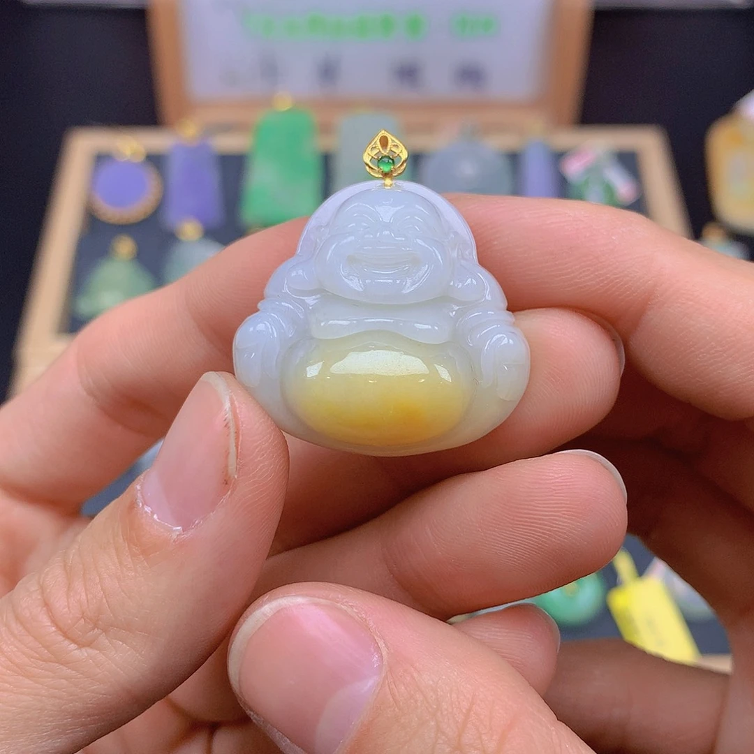 翡翠颈饰18K金镶嵌翡翠