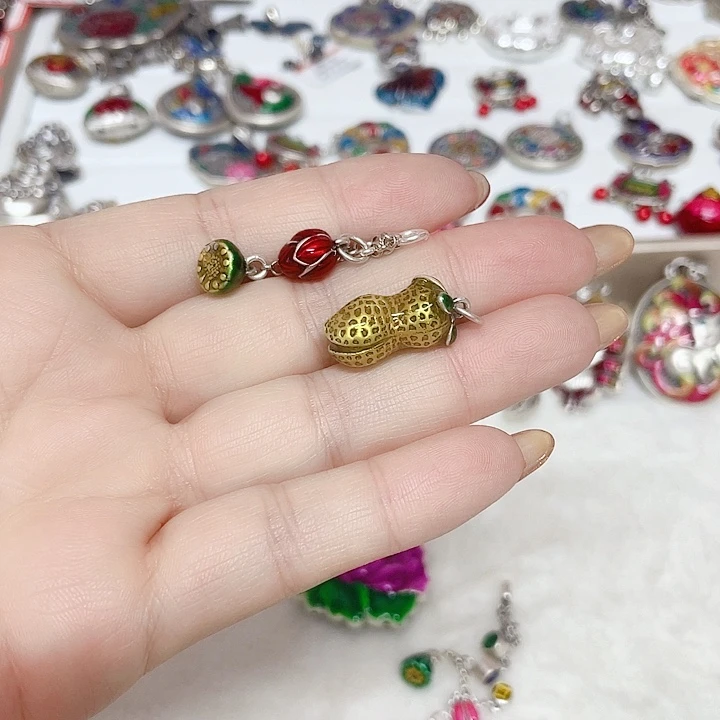 大***疆足银珐琅彩足银配件