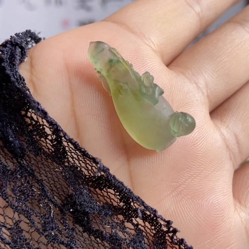 【闪购商品】未镶嵌定制翡翠花瓶