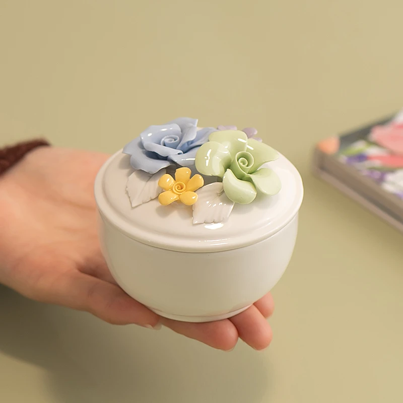创意陶瓷手捏花饰品盒戒指项链耳环收纳盒时尚家居桌面梳妆台摆件