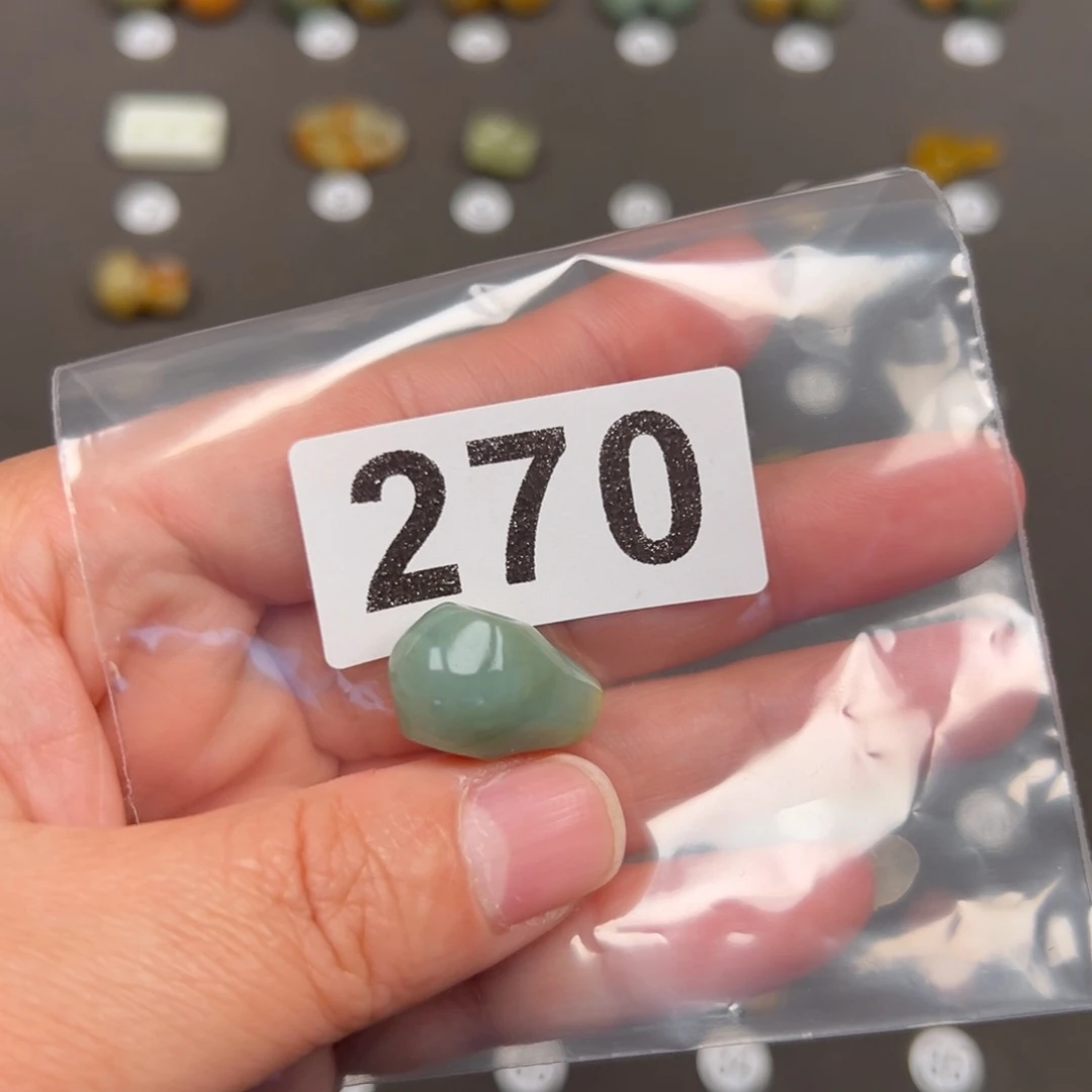 未镶嵌蛇纹石玉颈饰随**日微瑕不退不换