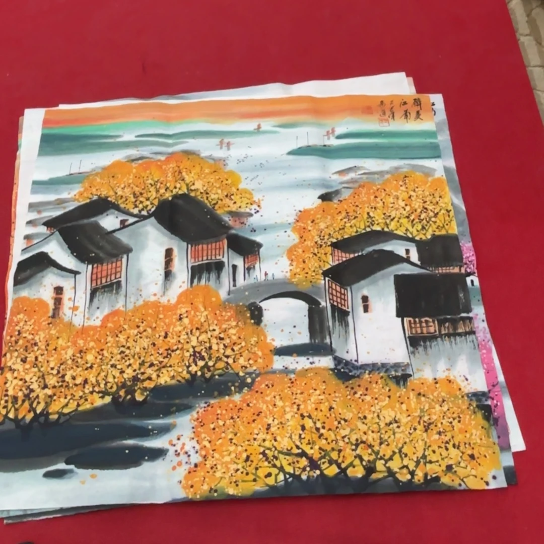 国画花鸟等图案和造型各异