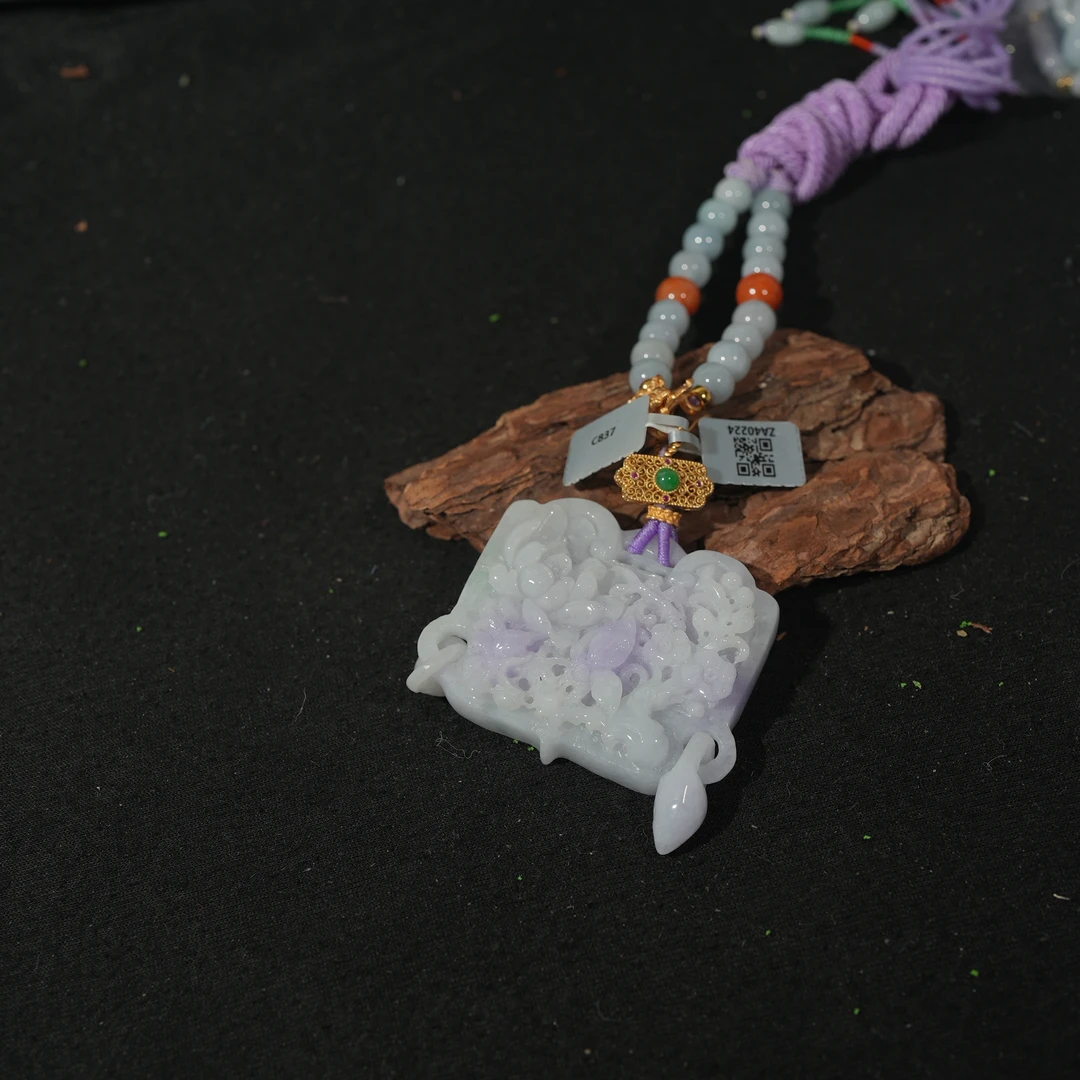 12.12香港王老板-翡翠吊坠k960