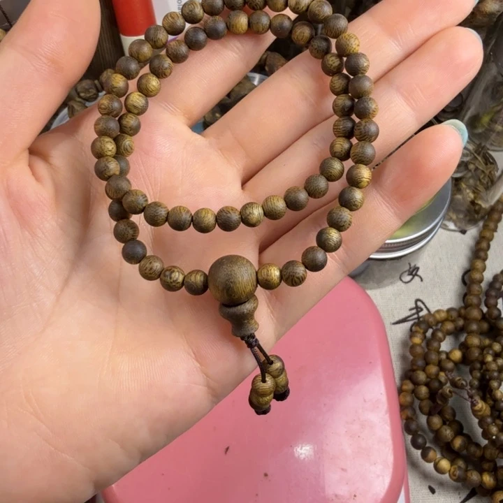 沉香碎屑沉香莺歌绿奇楠05圆珠双圈