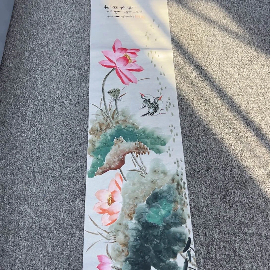 国画卖字画的小男孩