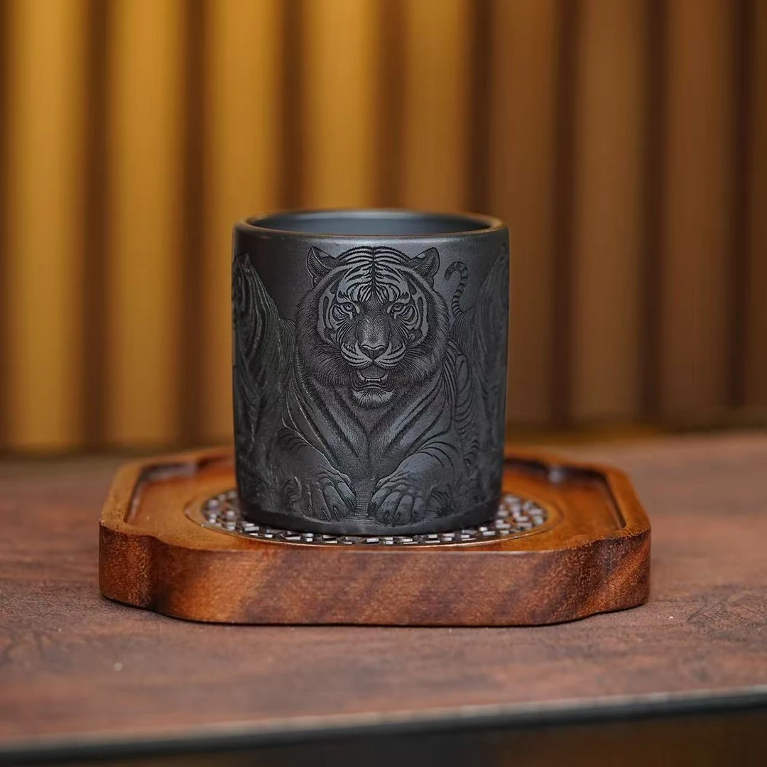 宜兴原矿紫砂石黄全手工刻绘五虎主人杯高端品茗杯