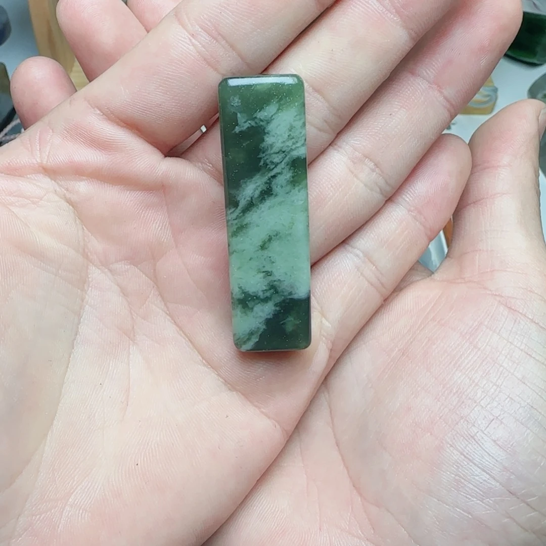 和田玉未镶嵌珠宝半成品