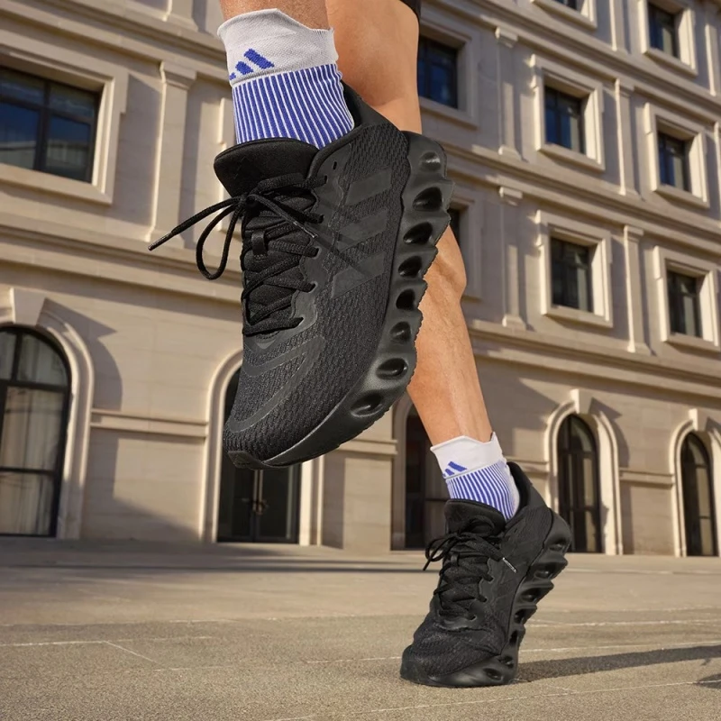 Adidas 阿迪达斯 男款缓震舒适轻质透气网面运动鞋跑步鞋 IF5718