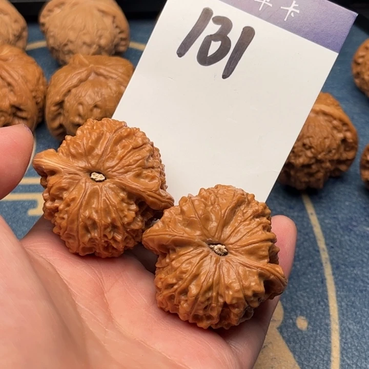 吊坠文玩核桃B***g血麒麟 42精修 131