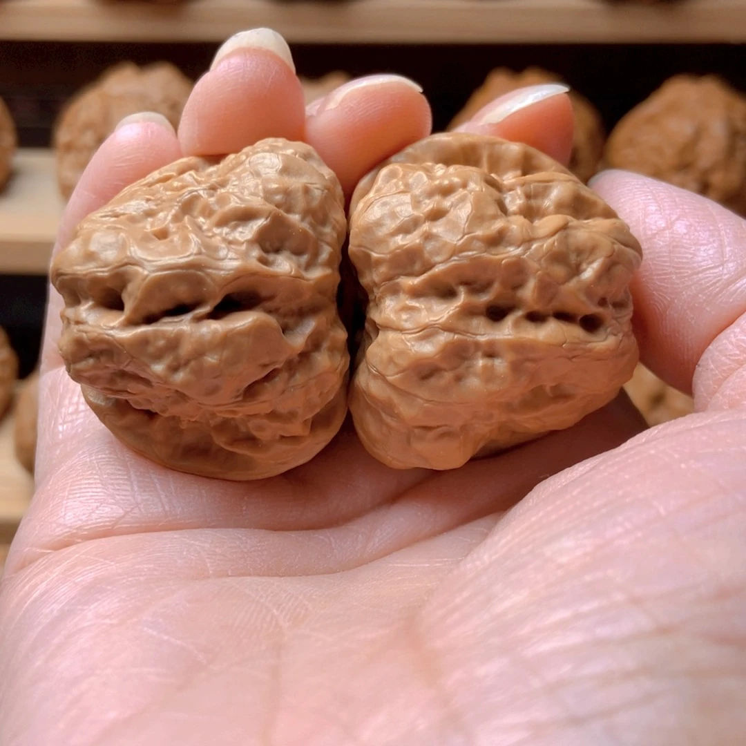 文玩核桃吊坠蛤蟆头