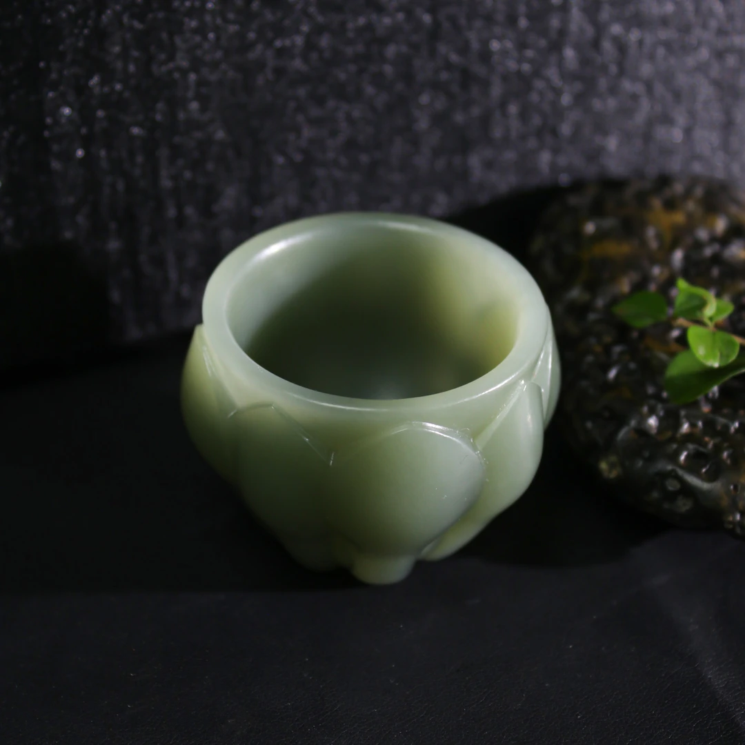 天然和田玉莲花佛手玉杯摆件青玉