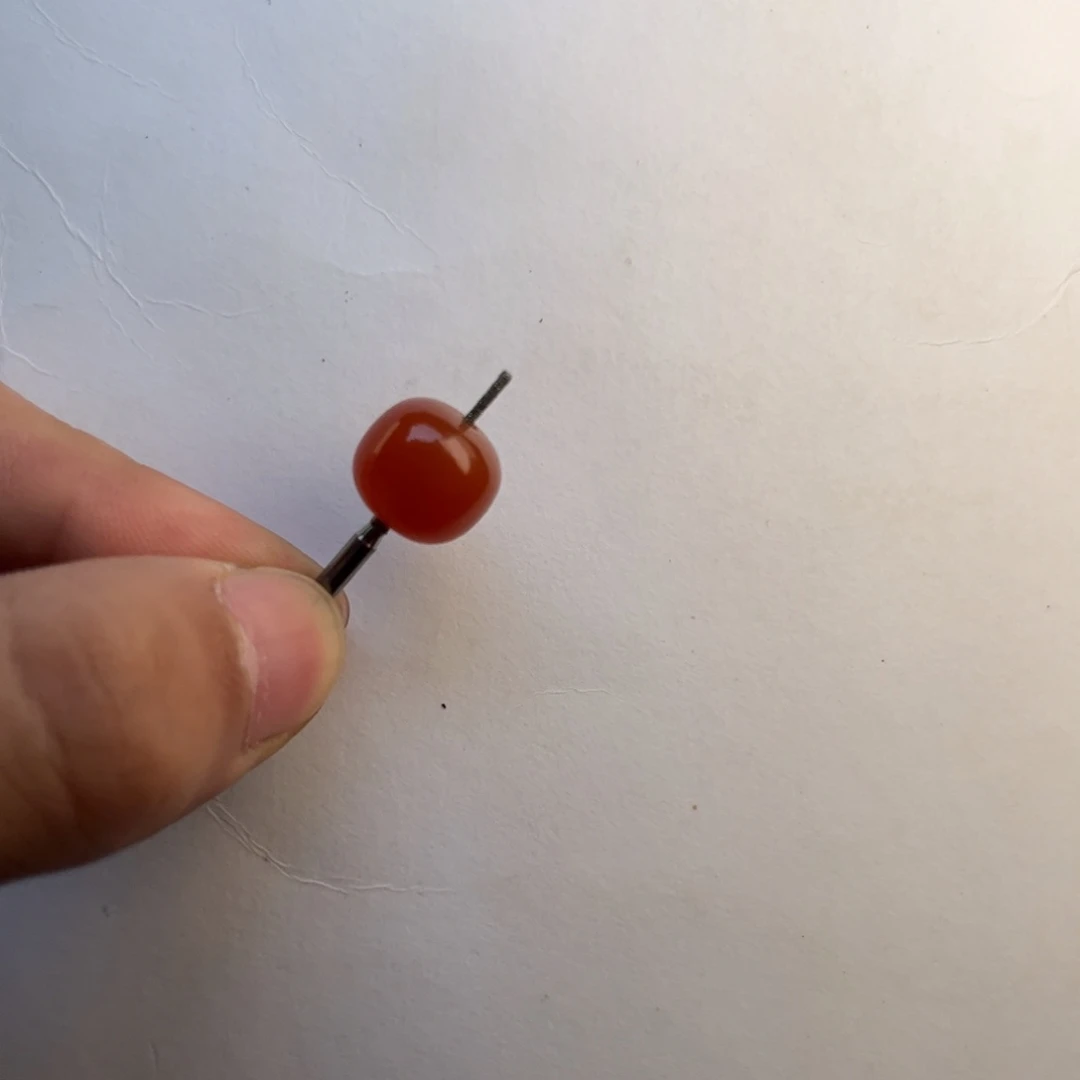 灵***玉石英质玉（缅黄）未镶嵌颈饰