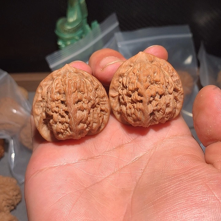 蚂蚁沟38全品三角麻核桃