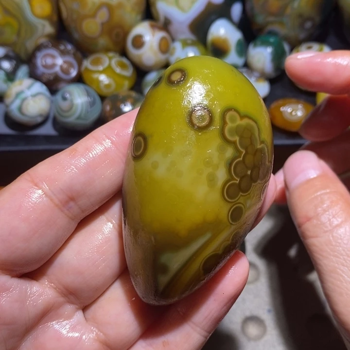 玛瑙/玉髓未镶嵌珠宝半成品
