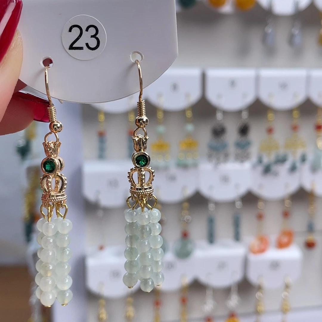 翡翠未镶嵌耳饰23