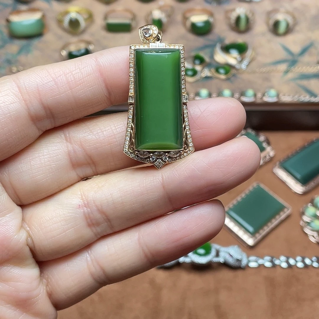 和田玉（碧玉）18K金镶嵌吊坠(不含链)吊坠