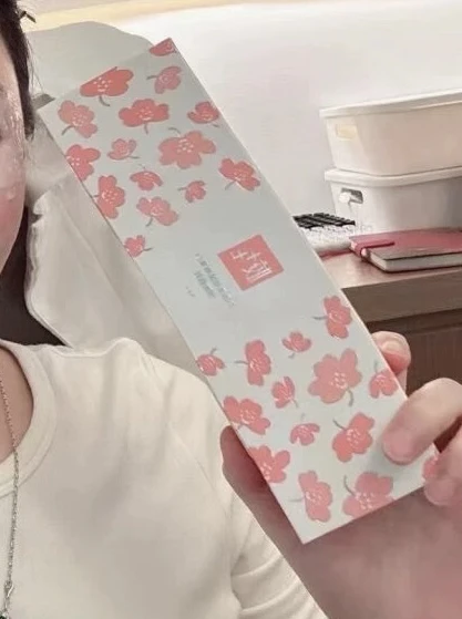 桃花胶原蛋白面部眼部小工具