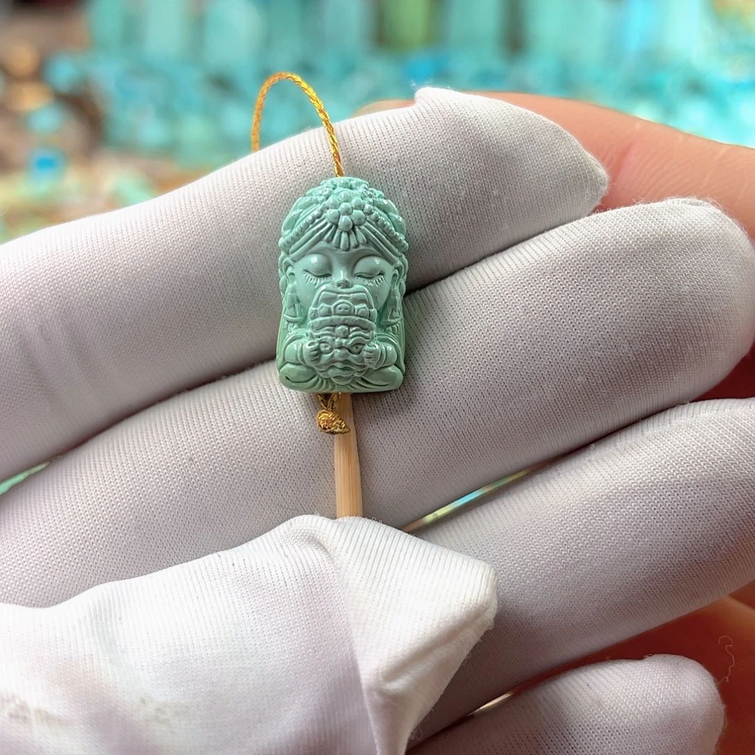 绿松石未镶嵌珠宝奇石