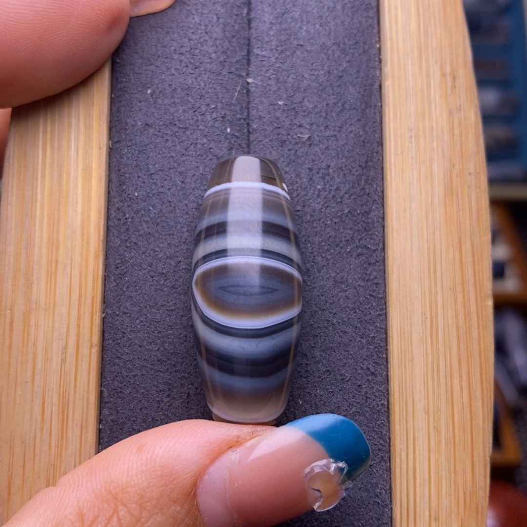 扎***。玛瑙/玉髓套链未镶嵌