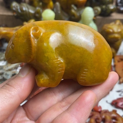 蛇纹石玉未镶嵌颈饰123